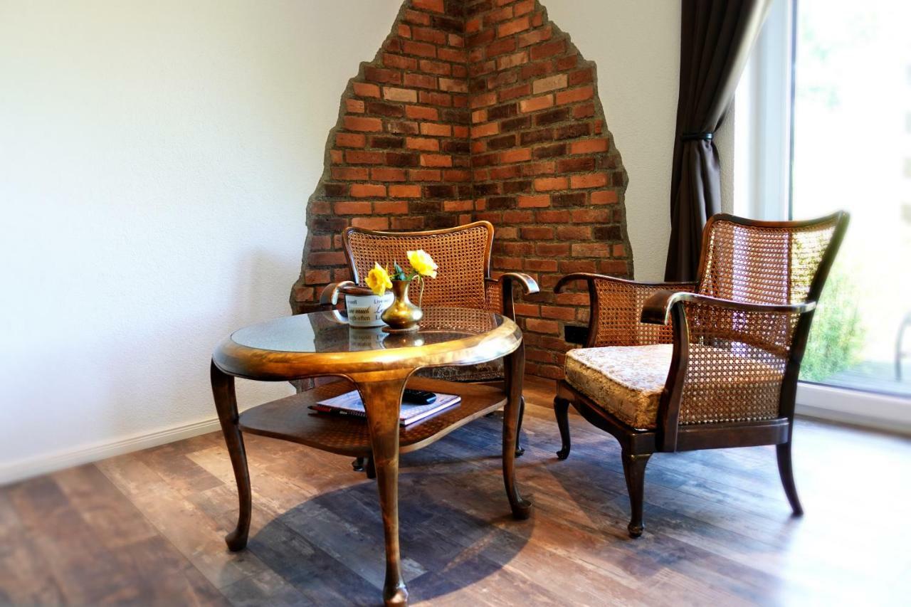 Gaestehaus Annel Niederhorbach ภายนอก รูปภาพ
