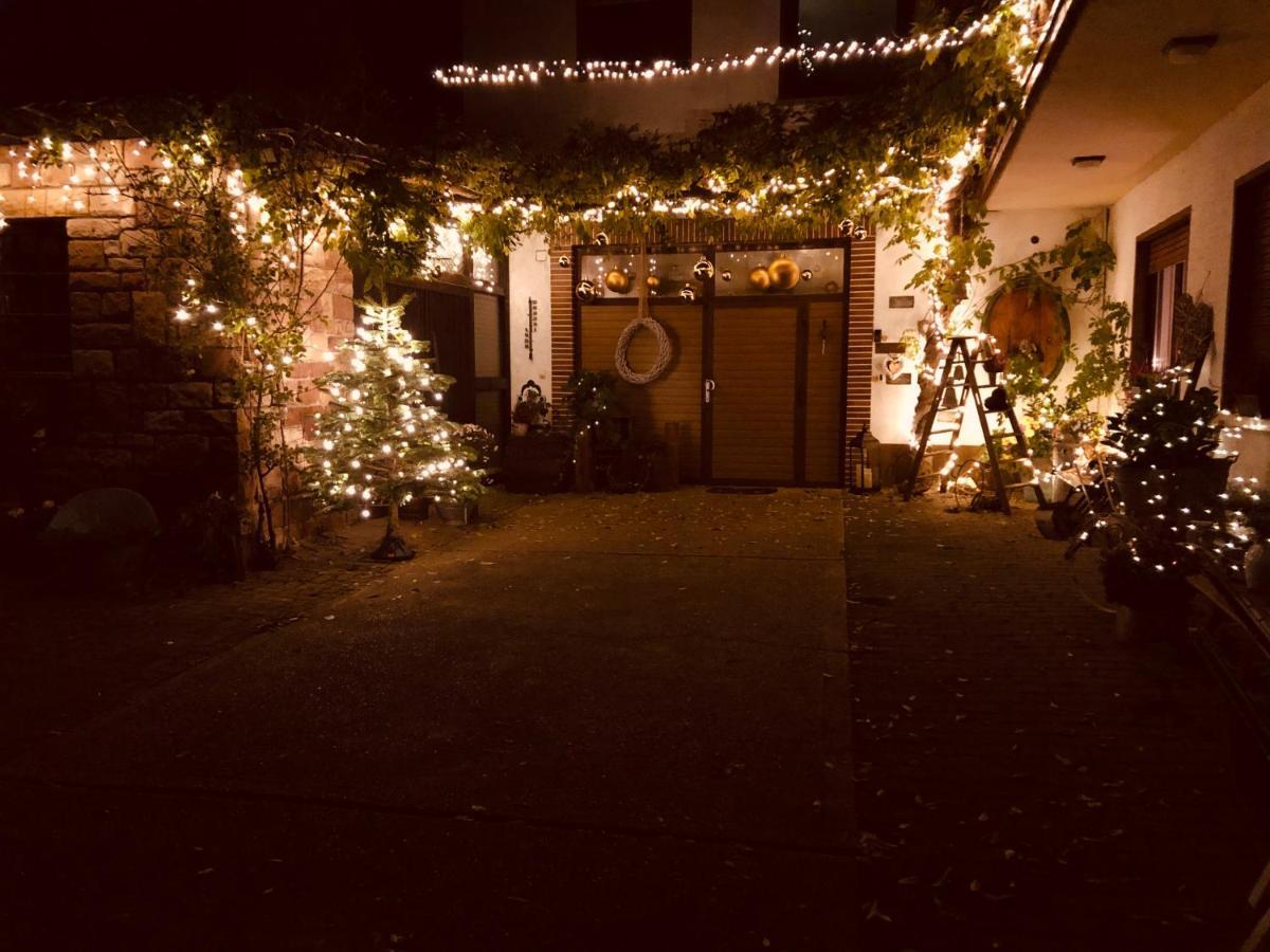 Gaestehaus Annel Niederhorbach ภายนอก รูปภาพ